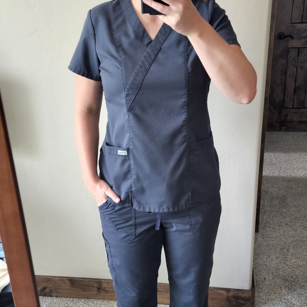 SET Grey's Scrubs in grey M